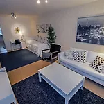 Kotimaailma Hotel *