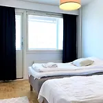 Kotimaailma Hotel *