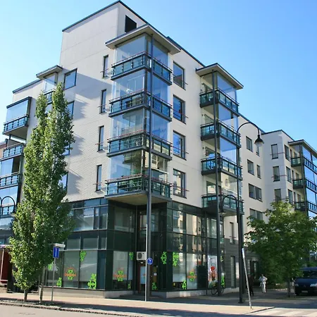 Kotimaailma *