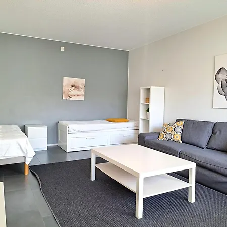 فندق Kotimaailma *