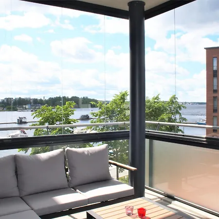 Kotimaailma فندق *